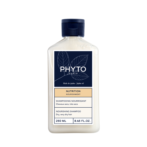 NOURISHMENT Shampoo on dry lengths